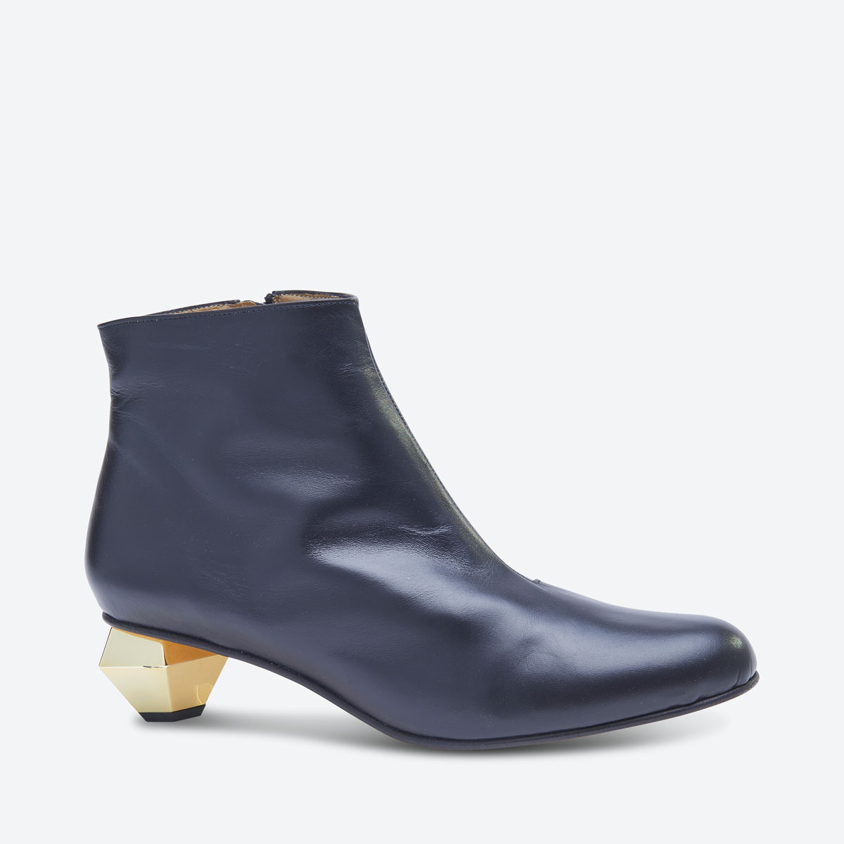 Tonu boots